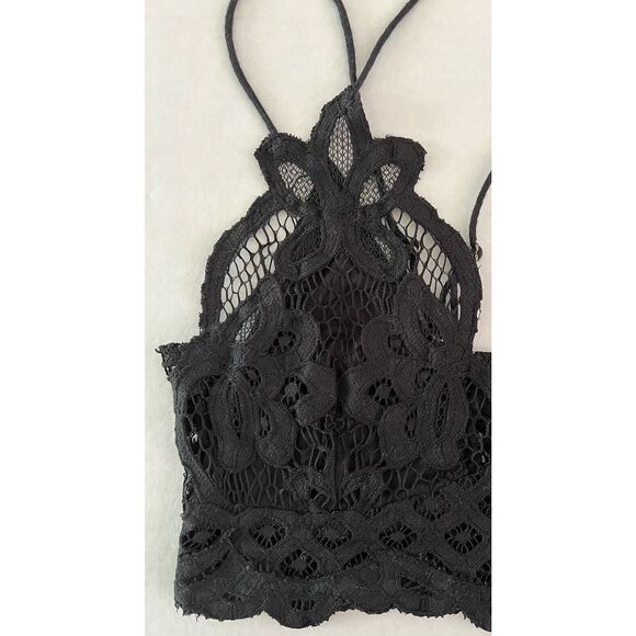 Free People Adella Bralette Sz Small Set Of 2 White & Black. NWOT Display Models - Picture 9 of 16